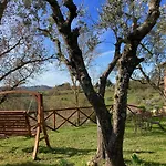Grove Cottage: Immersed In Nature & Close To Town Casa de Férias *