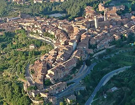 Dom wakacyjny Grove Cottage: Immersed In Nature & Close To Town Città della Pieve