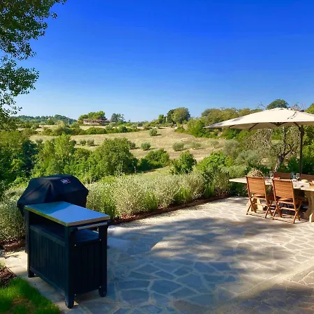 Grove Cottage: Immersed In Nature & Close To Town Nyaraló