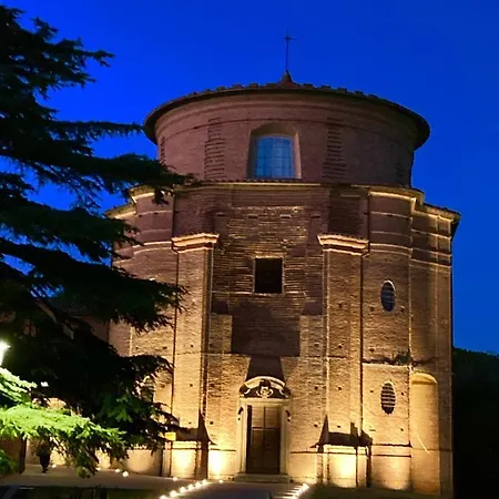 Dom wakacyjny Grove Cottage: Immersed In Nature & Close To Town