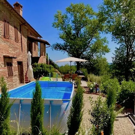 Grove Cottage: Immersed In Nature & Close To Town Semesterbostad