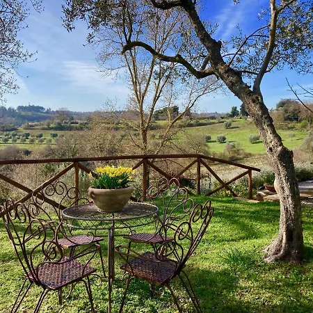 Grove Cottage: Immersed In Nature & Close To Town Semesterbostad Città della Pieve