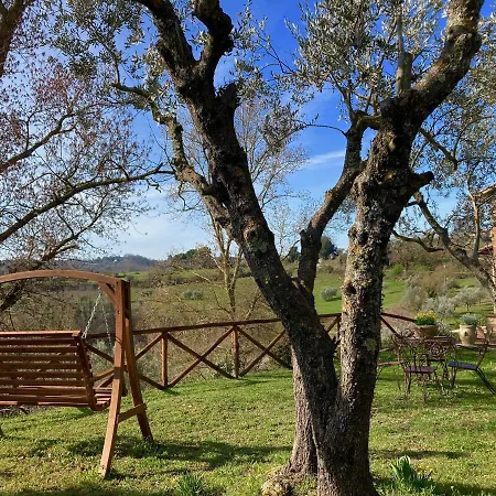 Grove Cottage: Immersed In Nature & Close To Town Dom wakacyjny *