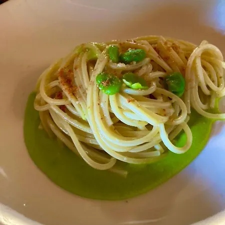 Dom wakacyjny Grove Cottage: Immersed In Nature & Close To Town *